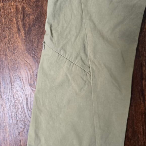 Athleta Khaki Dipper Utility Cargo Carpenter Pants - Size 4 - Style # 683761 - Picture 10 of 11